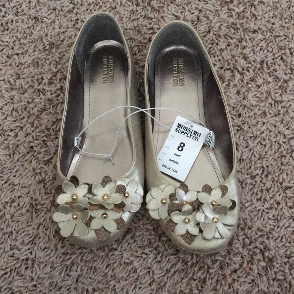 Women’s flats